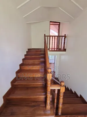 4bdrm Townhouse / Terrace in Lavington, Muthangari for rent