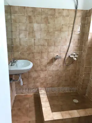 4bdrm Townhouse / Terrace in Karen for rent