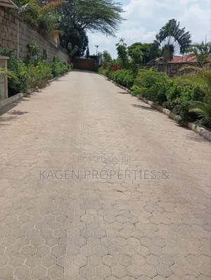 6bdrm Villa in Karen for rent